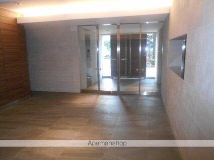 ガリシア高円寺[1K/26.52m2]のエントランス1