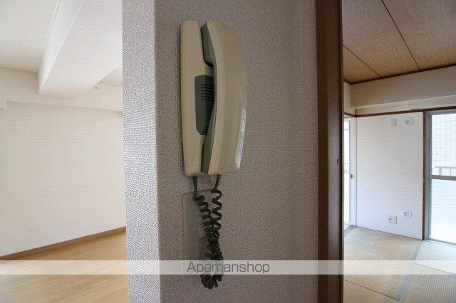 ST百道スイーツの内装写真