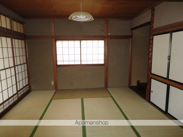 桑原貸家の内装写真