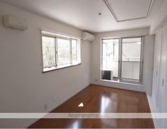 東京都世田谷区給田４丁目[1LDK/32.94m2]のリビング・居間