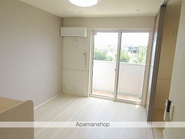 エヴァーグリーンの内装写真