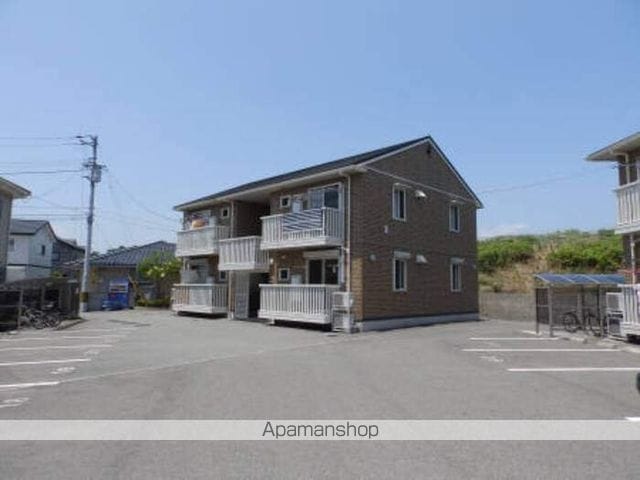 エーデルハイム II棟の玄関写真
