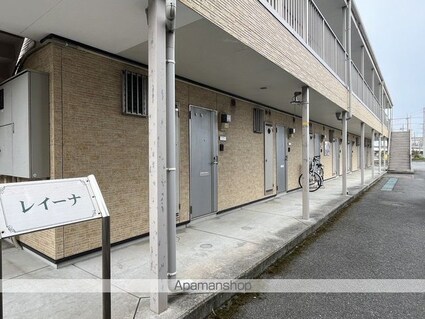 滋賀県犬上郡豊郷町大字沢[1K/28.01m2]のエントランス1