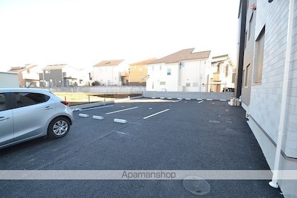 ＣＡＳＡ　ＬＥＯＮＥ[1LDK/42.31m2]の駐車場