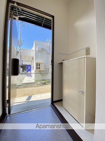 カナロア野里駅前の内装写真