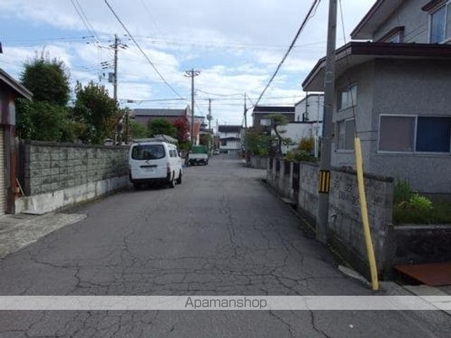 メイプルリーフの周辺写真