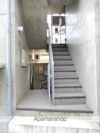 東京都杉並区和泉３丁目[1LDK/30.34m2]の共用部4