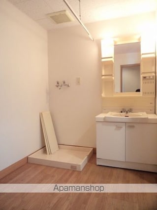 千葉県印西市高花２丁目[3LDK/80.3m2]の共用部1