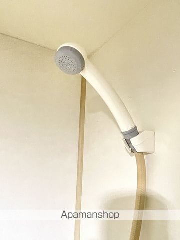 ハイエストキャッスルマンションの内装写真