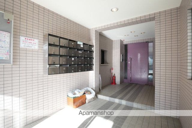 シティクレスト壱番館の玄関写真