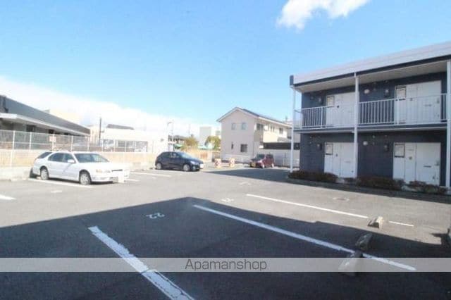 レオパレス西市Aの外観写真