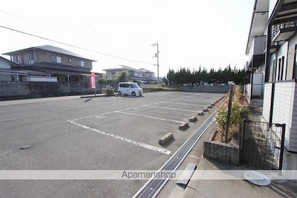 オーブリーアサノＢ[2DK/54.76m2]の駐車場