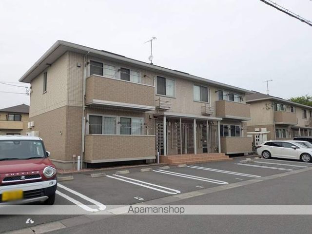 アドラブールE・F棟 F棟の外観写真