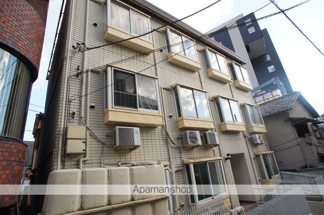 アークヴィラ四谷の外観写真