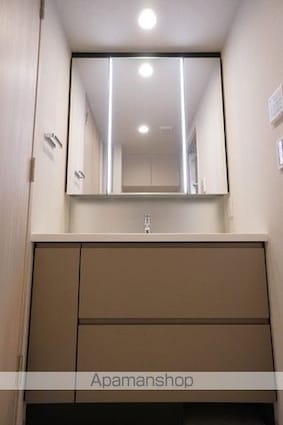 Ｂｒｉｌｌｉａ　ｉｓｔ　上野稲荷町[2LDK/56.61m2]の洗面所