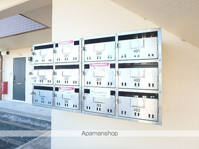 フォレスト岩井の外観写真