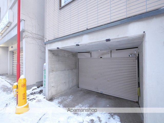ルーブル南5条の外観写真