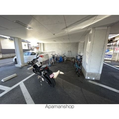AXIS BLAZEの内装写真