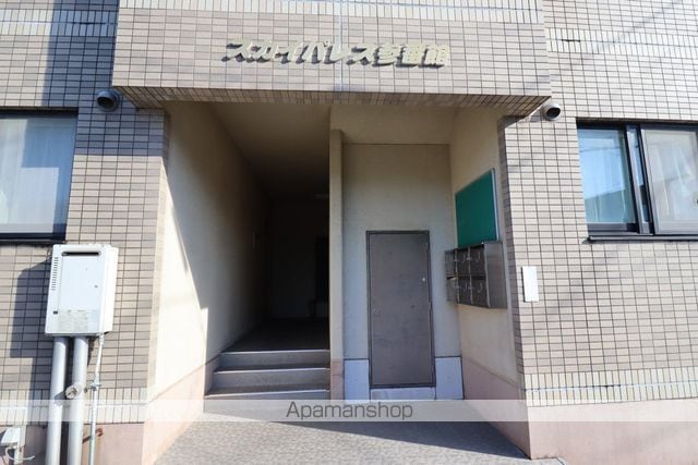 スカイパレス参番館の玄関写真