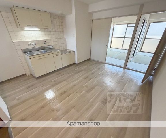 シャロム伏見の内装写真