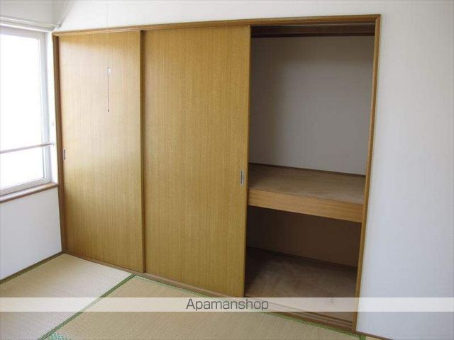 アブラハムの内装写真