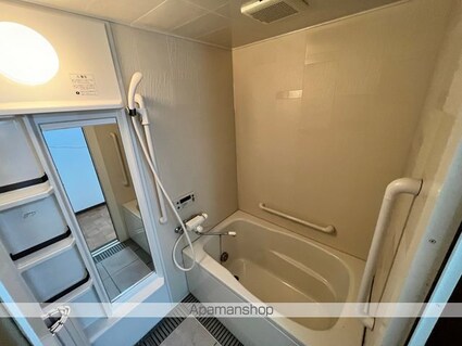 和歌山県和歌山市北島[3DK/64.59m2]のバス