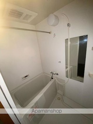 香川県高松市栗林町１丁目[1K/31.37m2]のバス