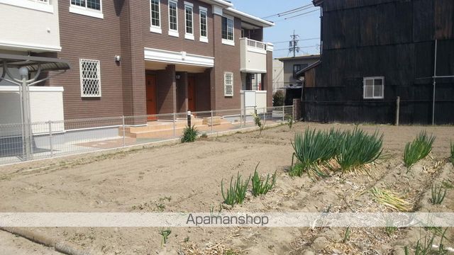 ウコンザクラの外観写真
