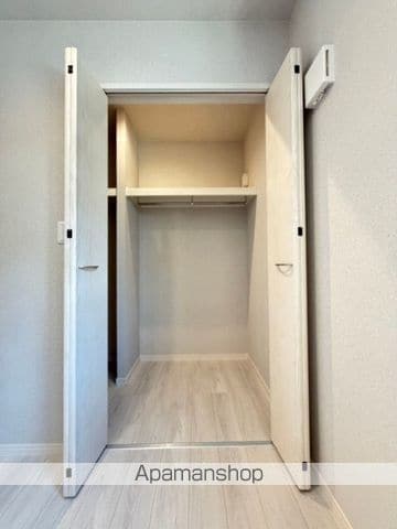 robot home 箱崎宮前IIの内装写真