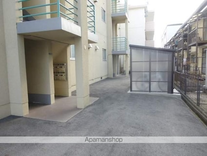 北口マンション[1LDK/35m2]のエントランス
