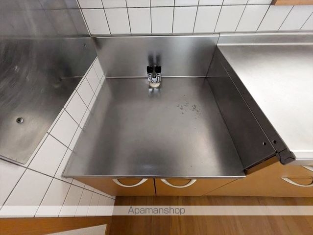 レフィナードAの内装写真