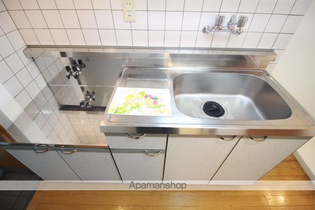 アークハイツ内山下の内装写真