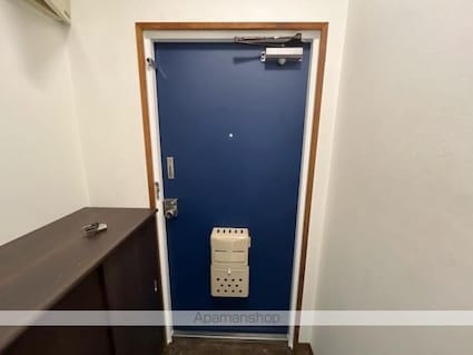 アーバン茜[3LDK/70.02m2]の玄関