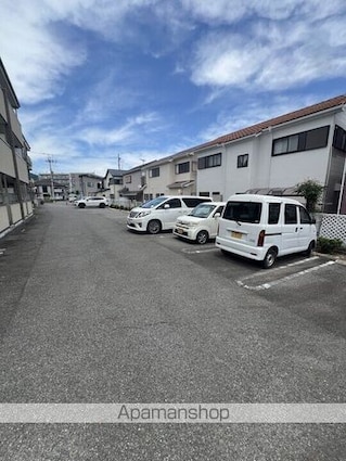 マジコール　コーポ[1SLDK/51.87m2]の駐車場1
