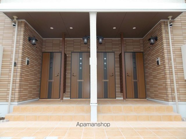 アユタシス中小田井の外観写真