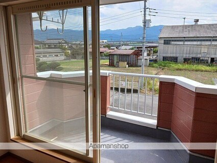ビレッジ藤巻[2LDK/58.12m2]のバルコニー