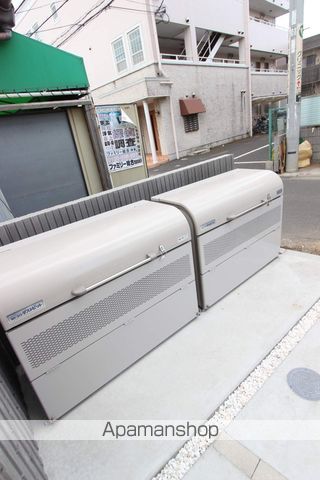 リブリ・ジェロ セヴォムの外観写真
