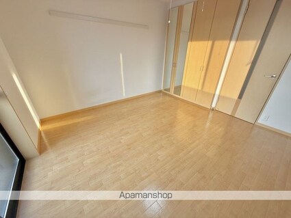 メゾンドラスリーズ[1K/26.25m2]のリビング・居間