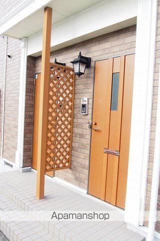 ファイン ブラザーの玄関写真