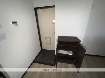 グランＯＮＥ[1LDK/40.56m2]の玄関