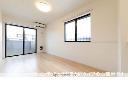 ヴィラバース[1LDK/42.51m2]のリビング・居間