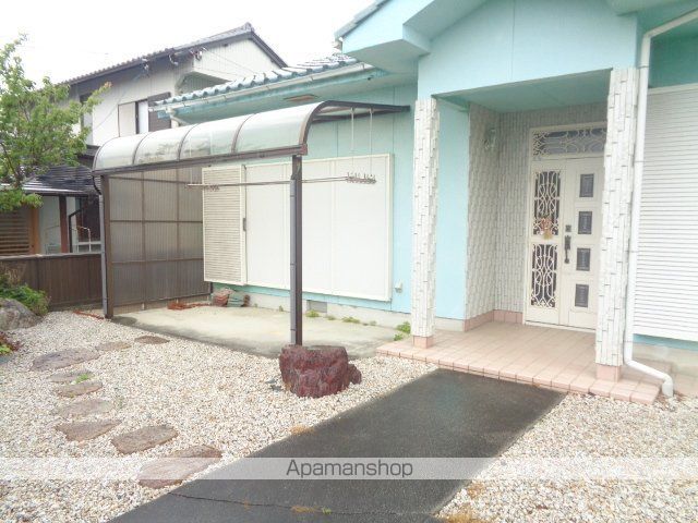 員弁郡東員町 2階建 築38年のその他写真