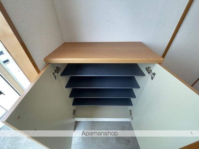 コスモレジデンス港Bの内装写真
