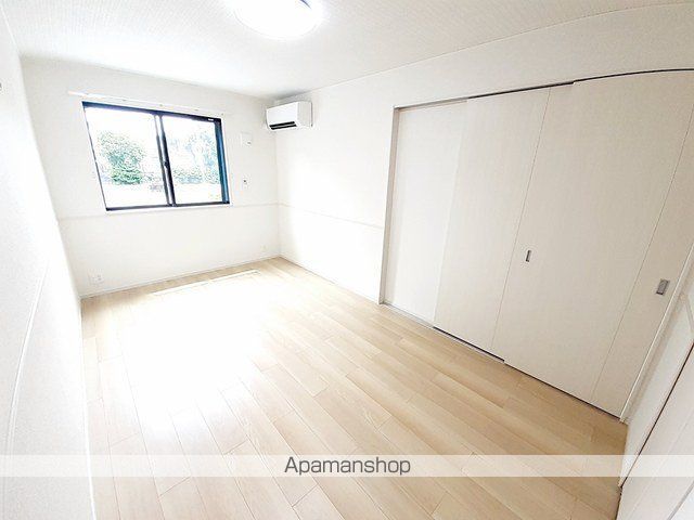 大垣市 2階建 築4年の内装写真