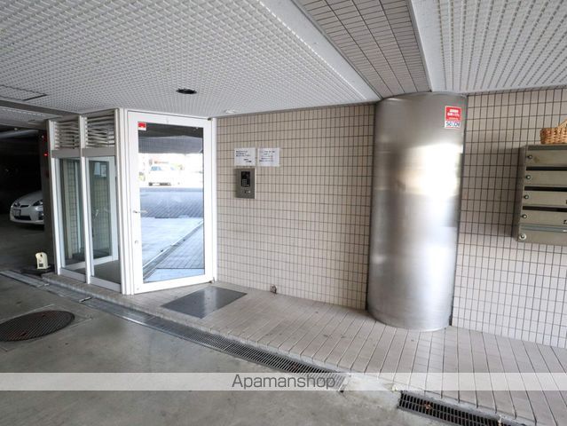 アトリウム前田の玄関写真