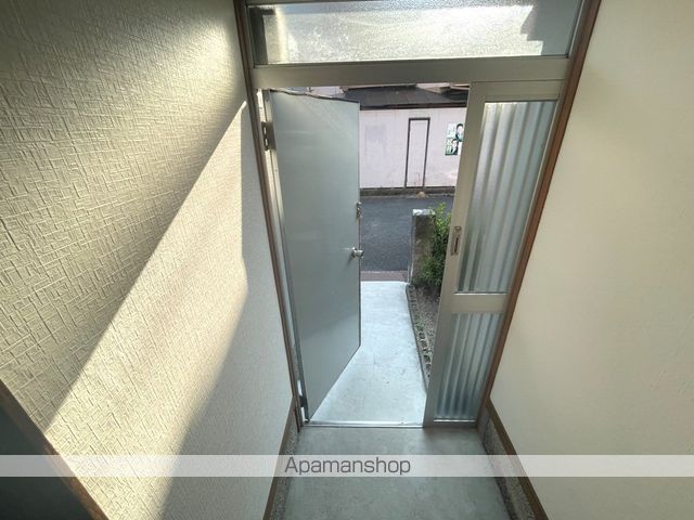 寝屋川市 2階建 築47年の内装写真