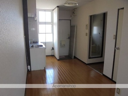 長野県松本市大字新村[1K/29.7m2]の内装