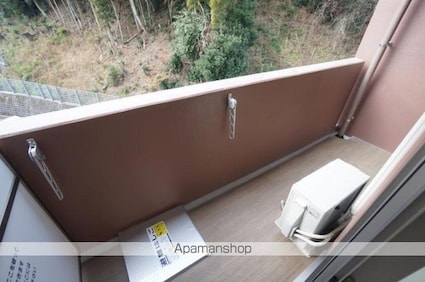 メゾンドール平和通[1LDK/44.55m2]のバルコニー