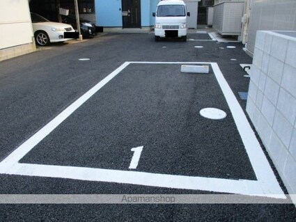 ＣＯＭＦＯＲ[1LDK/40.09m2]の駐車場2