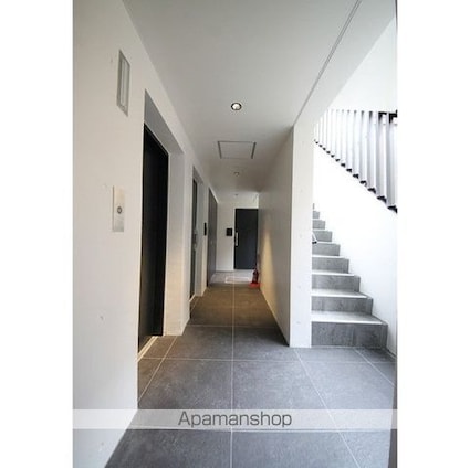 グラウンデュークス西大島[1LDK/25.05m2]のエントランス2